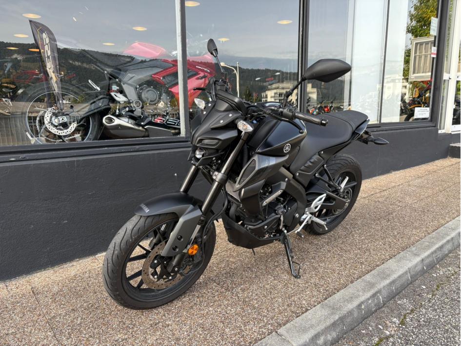 YAMAHA MT-125 ABS