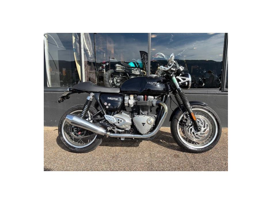 TRIUMPH THRUXTON 1200