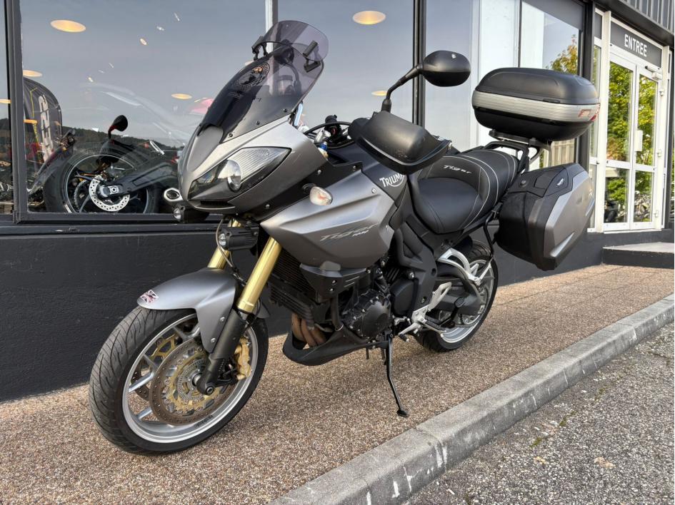 TRIUMPH TIGER 1050 SE