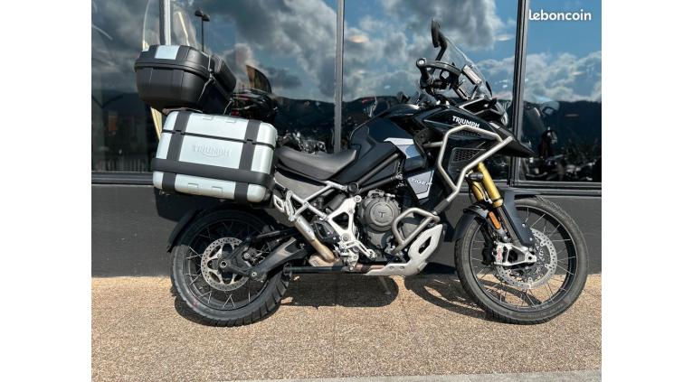 TRIUMPH TIGER 1200 RALLY EXPLORER