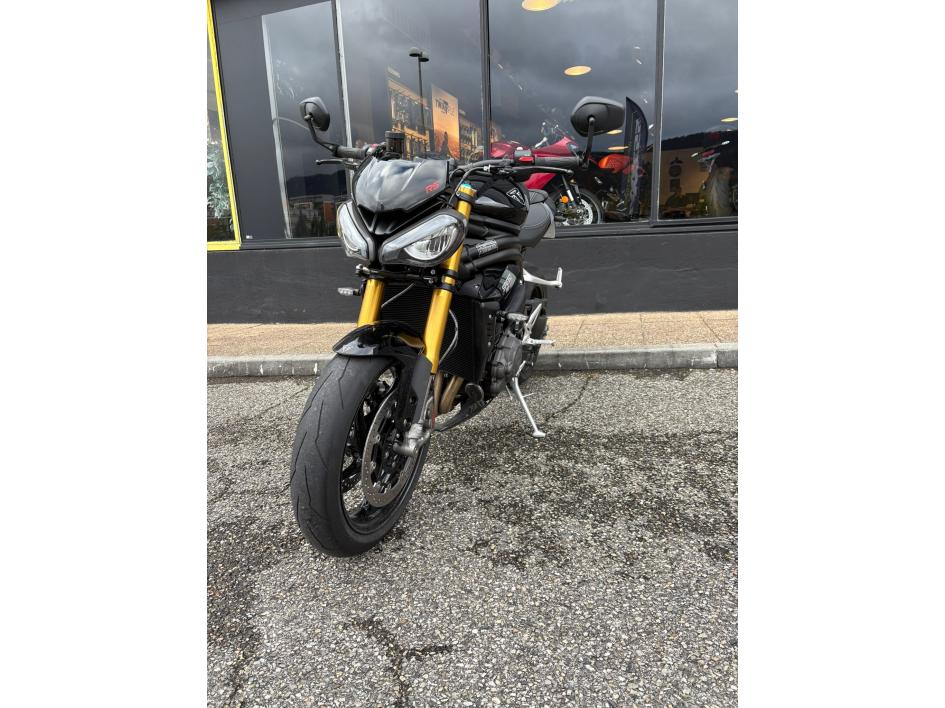 TRIUMPH SPEED TRIPLE 1200 RS