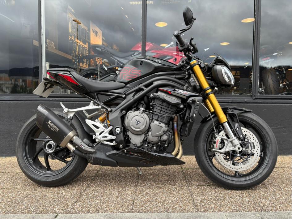 TRIUMPH SPEED TRIPLE 1200 RS